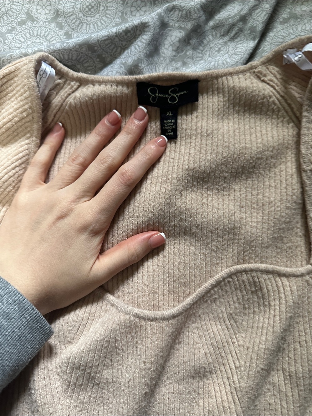 Jessica Simpson Neutral Ribbed Scoop-Neck Sweater in Beige